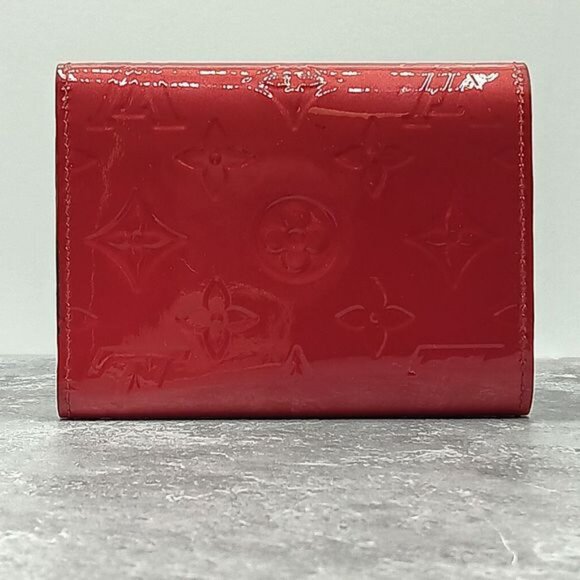 LOUIS VUITTON Limited Edition Vernis Angry Bird Victorine Wallet Pomme D'Amou - Picture 3 of 15